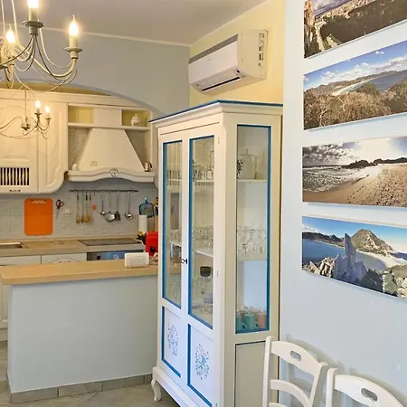 Sa Villarose By La Via Del Mare Viaggi E Vacanze Дом отдыха *