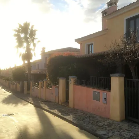 Sa Villarose By La Via Del Mare Viaggi E Vacanze Дом отдыха