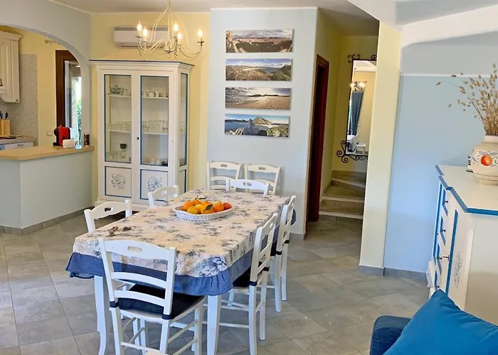 Дом отдыха Sa Villarose By La Via Del Mare Viaggi E Vacanze