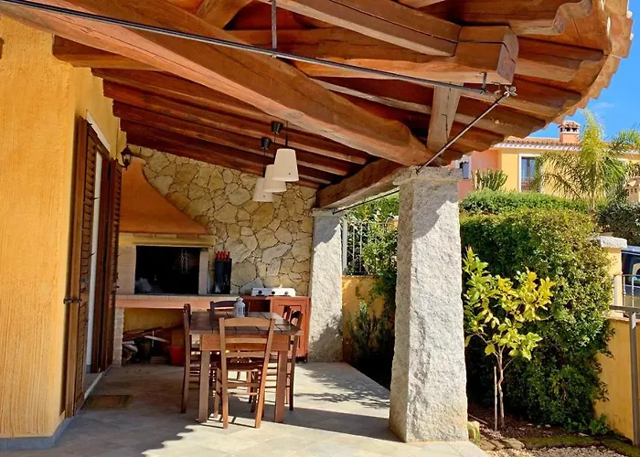 Sa Villarose By La Via Del Mare Viaggi E Vacanze Дом отдыха