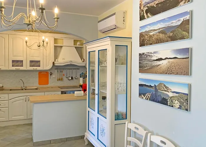 Sa Villarose By La Via Del Mare Viaggi E Vacanze Дом отдыха *